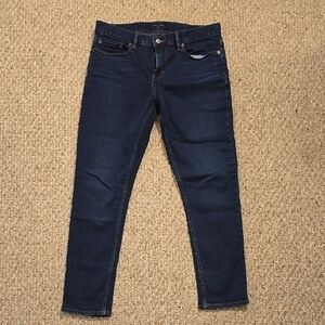 Deep Indigo Blue Skinny Jeans with Sleek Design
